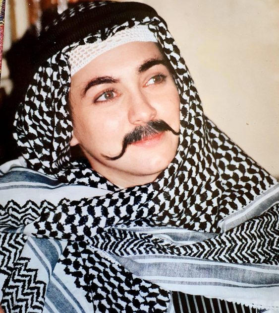 سلاف فواخرجي بالشوارب