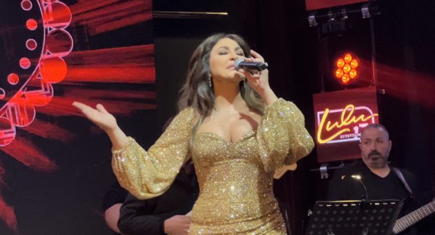 اليسا في هيوستن